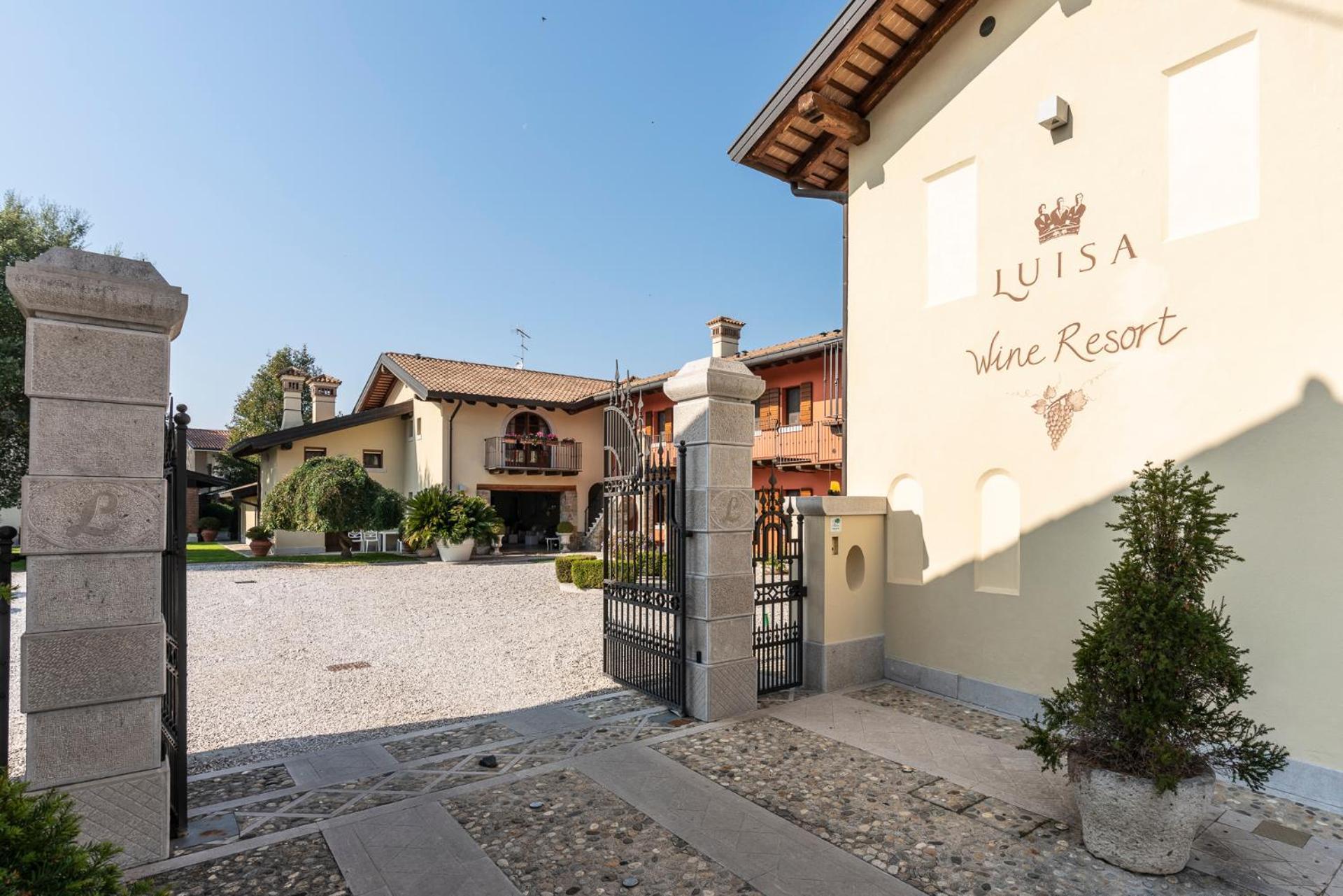 Wine Resort Luisa Mariano del Friuli المظهر الخارجي الصورة